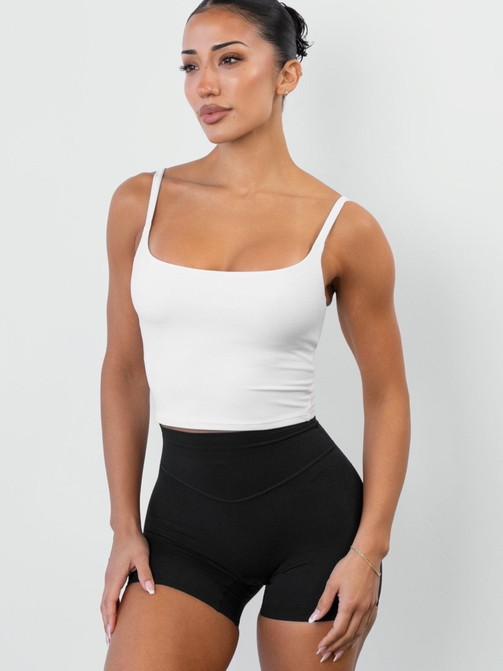 Vitality Cloud II Scoop Neck Tank Top in Snow